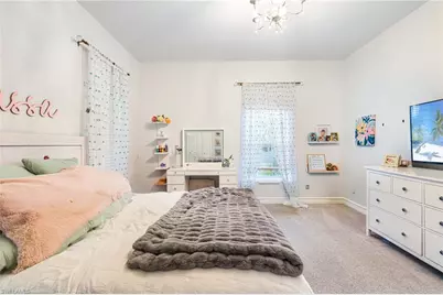 20661 Tanglewood Ln, Estero, FL 33928 - Photo 21