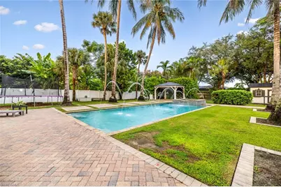 20661 Tanglewood Ln, Estero, FL 33928 - Photo 33
