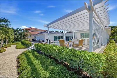 3737 Crayton Rd, Naples, FL 34103 - Photo 33