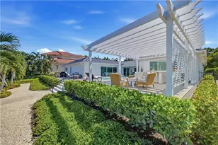 3737 Crayton Rd, Naples, FL 34103 - Photo 33