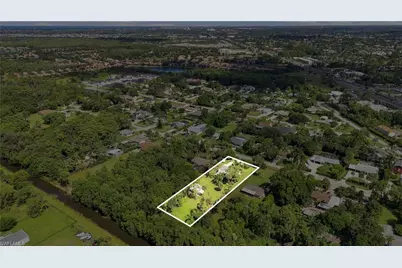 5290 Cypress Ln, Naples, FL 34113 - Photo 31