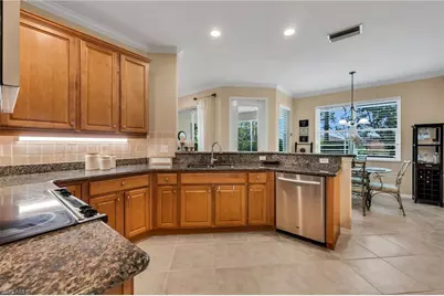 3657 Recreation Ln, Naples, FL 34116 - Photo 7