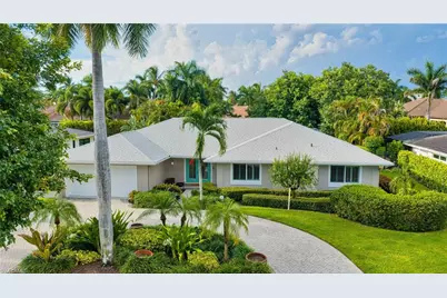 675 Harbour Dr, Naples, FL 34103 - Photo 3