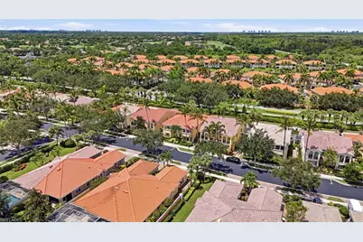29054 Alessandria Cir, Bonita Springs, FL 34135 - Photo 5