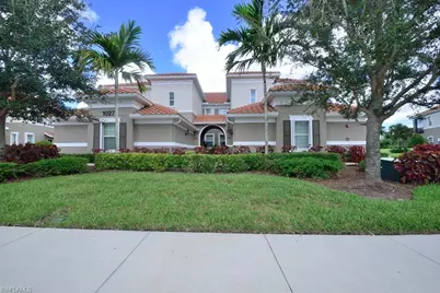 10271 Glastonbury Cir #102, Fort Myers, FL 33913 - Photo 1