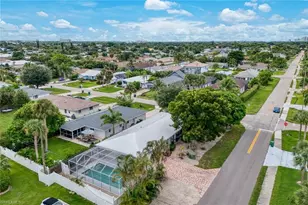 601 97th Ave N, Naples, FL 34108 - Photo 23
