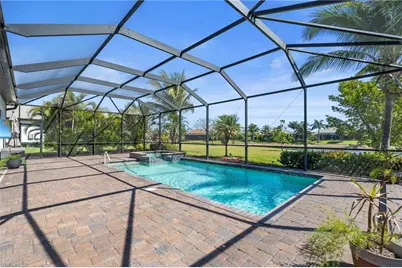 2067 Antigua Ln, Naples, FL 34120 - Photo 27