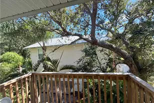 2810 Lakeview Dr, Naples, FL 34112 - Photo 13
