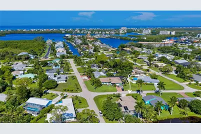 688 W Valley Dr, Bonita Springs, FL 34134 - Photo 1