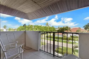 1400 Blue Point Ave, Naples, FL 34102 - Photo 25