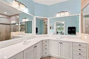 5877 3 Iron Dr, Naples, FL 34110 - Photo 17