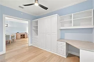 5877 3 Iron Dr, Naples, FL 34110 - Photo 23