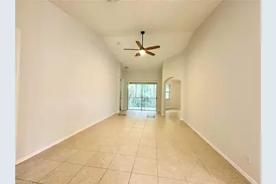 1425 Mariposa Cir #202, Naples, FL 34105 - Photo 3