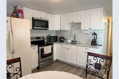 152 Cape Sable Dr, Naples, FL 34104 - Photo 13
