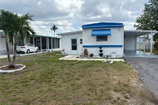 152 Cape Sable Dr, Naples, FL 34104 - Photo 3