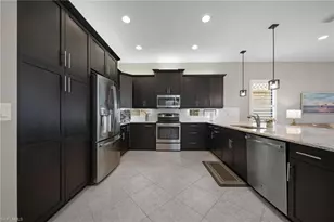 2866 Cinnamon Bay Cir, Naples, FL 34119 - Photo 25