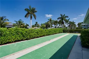 4200 Belair Ln, Naples, FL 34103 - Photo 17