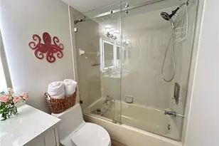 6780 Dennis Cir, Naples, FL 34104 - Photo 23
