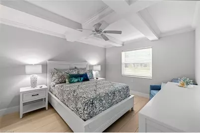 900 8th Ave S #103, Naples, FL 34102 - Photo 9