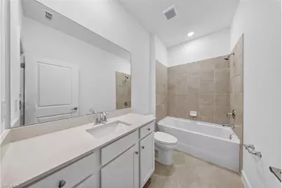 20559 Hazelnut Ct S, Lehigh Acres, FL 33936 - Photo 13