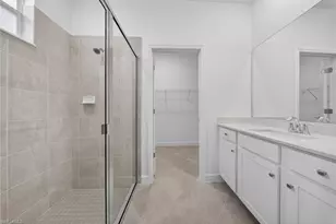 20559 Hazelnut Ct S, Lehigh Acres, FL 33936 - Photo 15