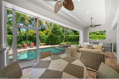 529 Fairway Ter, Naples, FL 34103 - Photo 13