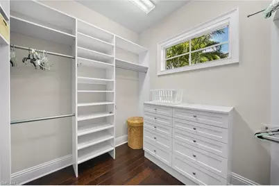 529 Fairway Ter, Naples, FL 34103 - Photo 23