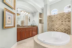 9006 Shenendoah Cir, Naples, FL 34113 - Photo 27