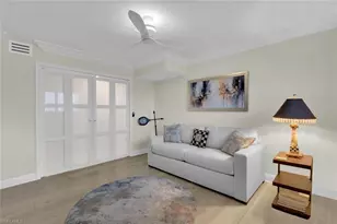 222 Harbour Dr, Naples, FL 34103 - Photo 37