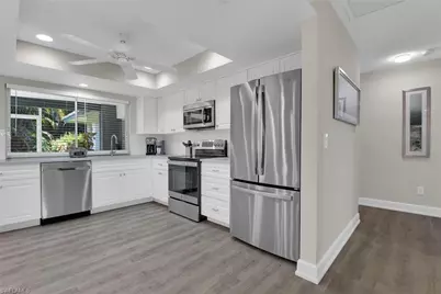 150 1st Ave N, Naples, FL 34102 - Photo 11