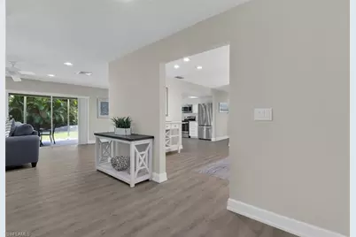 150 1st Ave N, Naples, FL 34102 - Photo 3