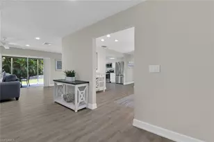 150 1st Ave N, Naples, FL 34102 - Photo 3