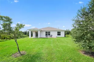544 Woodview Dr, Lehigh Acres, FL 33972 - Photo 31