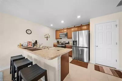 544 Woodview Dr, Lehigh Acres, FL 33972 - Photo 11