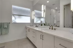 7832 Valencia Ct, Naples, FL 34113 - Photo 17