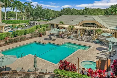 2235 Chesterbrook Ct #203, Naples, FL 34109 - Photo 31