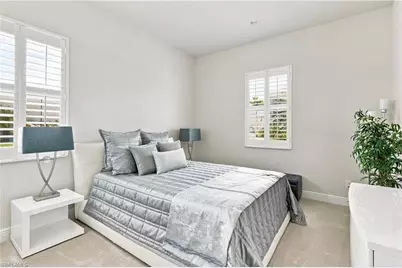8950 Mustique Ln, Naples, FL 34114 - Photo 21