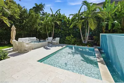 12 Sabre Ln, Naples, FL 34102 - Photo 17