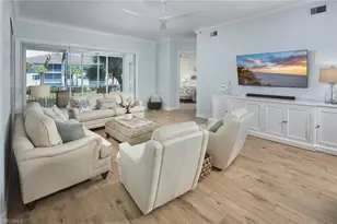 740 Bentwater Cir, Naples, FL 34108 - Photo 5
