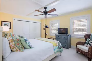 3483 Gulf Shore Blvd N, Naples, FL 34103 - Photo 11