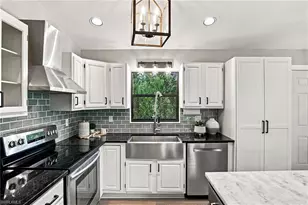 4971 Hickory Wood Dr, Naples, FL 34119 - Photo 11