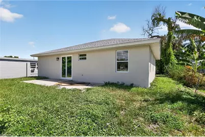 3027 2nd St, Fort Myers, FL 33916 - Photo 5
