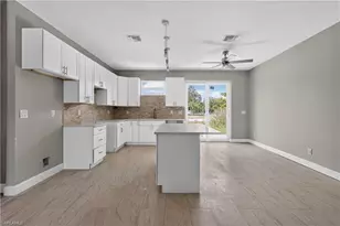 3027 2nd St, Fort Myers, FL 33916 - Photo 11