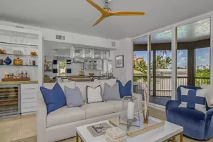 8473 Bay Colony Dr, Naples, FL 34108 - Photo 13
