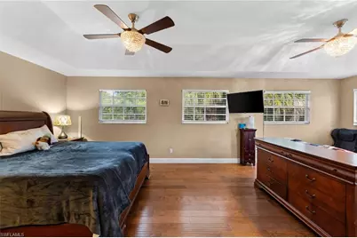 670 13th St NW, Naples, FL 34120 - Photo 13