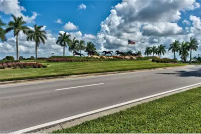 7935 Mahogany Run Ln #724, Naples, FL 34113 - Photo 5