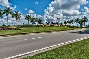 7935 Mahogany Run Ln, Naples, FL 34113 - Photo 5