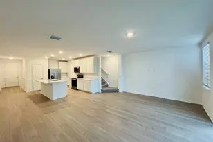 27880 Radiant Ct, Bonita Springs, FL 34135 - Photo 3