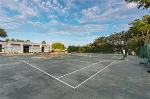 2348 Gulf Shore Blvd N, Naples, FL 34103 - Photo 35