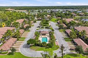 9832 Venezia Cir, Naples, FL 34113 - Photo 23